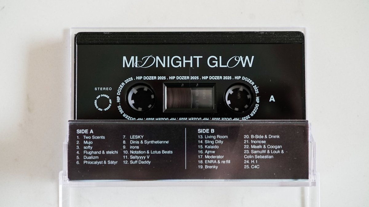 【新品】SIX LOUNGE ACOUSTIC BOOTLEG CD＋BOOK LOUNGE ACOUSTIC CD＋BOOK BOOTLEG 【新品】SIX